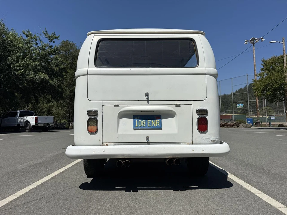 1971 Volkswagen Bay-Window Bus - Image 23 of 31