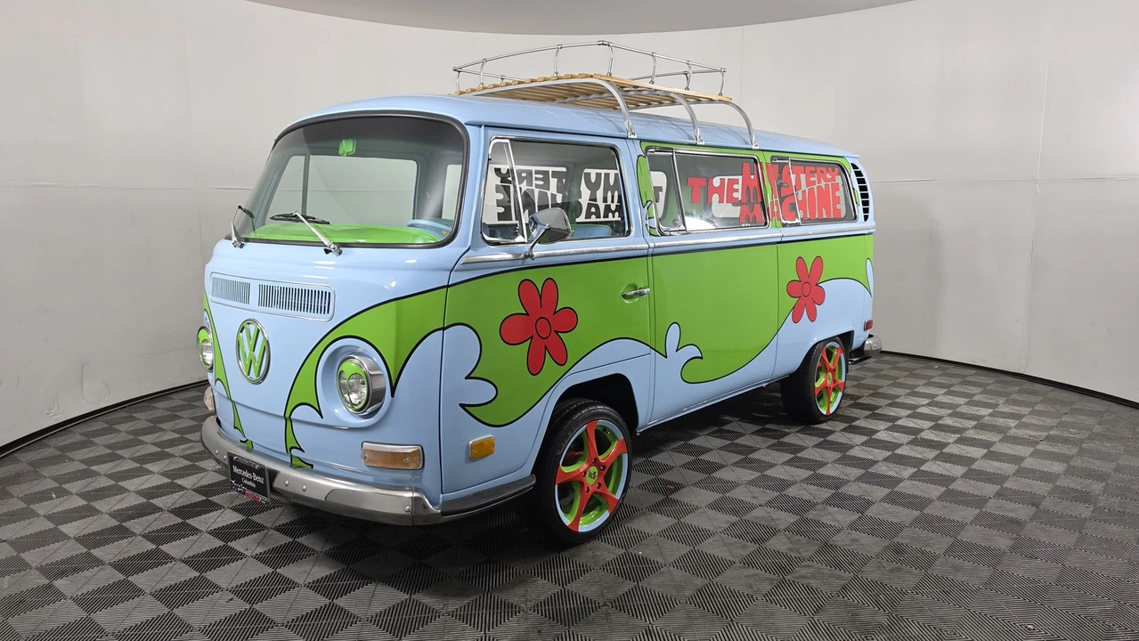 1971 Volkswagen Type 2 - Image 2 of 18