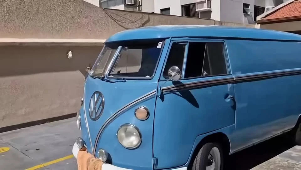1971 Volkswagen Bay-Window Bus - Image 7 of 7