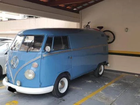 1971 Volkswagen Bay-Window Bus - Image 2 of 7