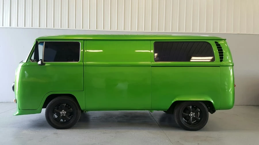 1971 Volkswagen Bay-Window Bus - Image 2 of 5