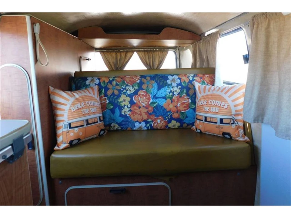 1971 Volkswagen Bay-Window Bus - Image 11 of 31