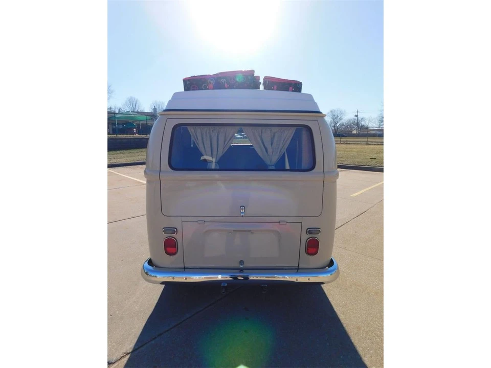 1971 Volkswagen Bay-Window Bus - Image 20 of 31