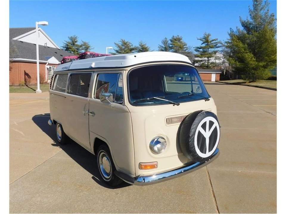 1971 Volkswagen Bay-Window Bus - Image 6 of 31