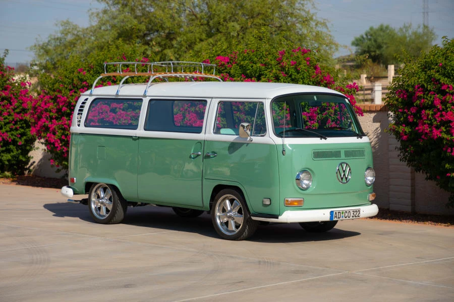 1971 Volkswagen Bay-Window Bus - Image 8 of 25