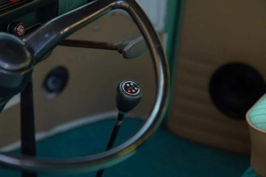 1971 Volkswagen Bay-Window Bus - Image 17 of 25