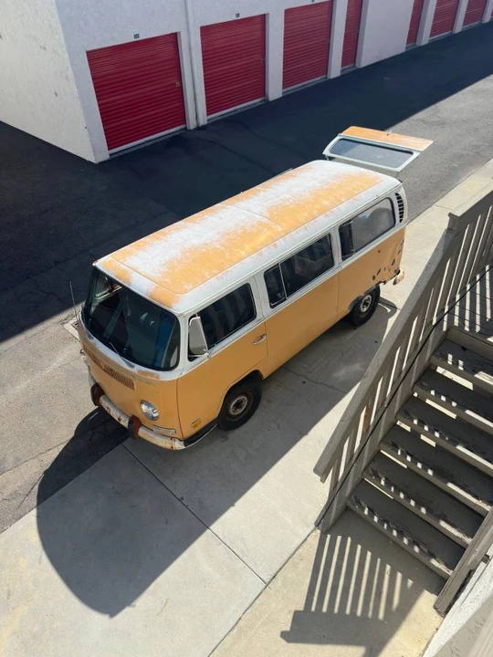 1971 Volkswagen Bay-Window Bus - Image 8 of 9