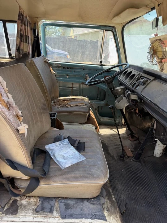 1971 Volkswagen Bay-Window Bus - Image 5 of 5