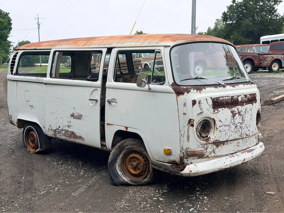1971 Volkswagen Bay-Window Bus - Image 5 of 20