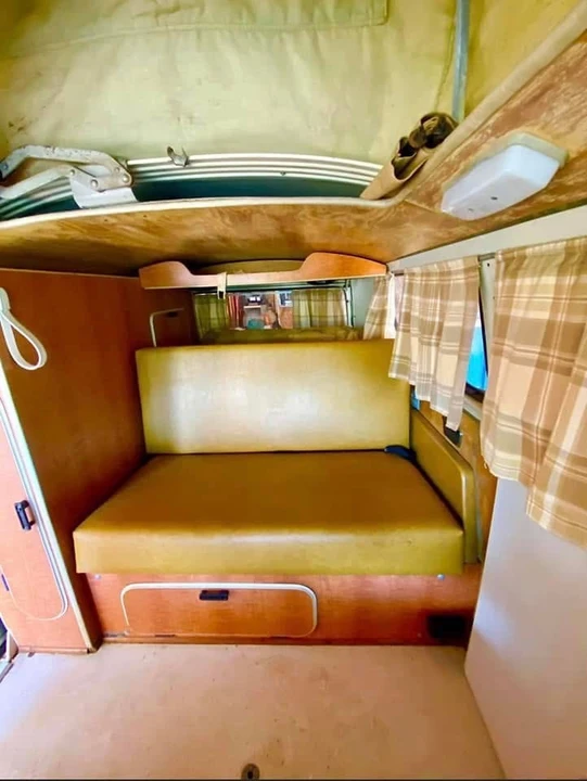 1971 Volkswagen Bay-Window Bus - Image 30 of 31