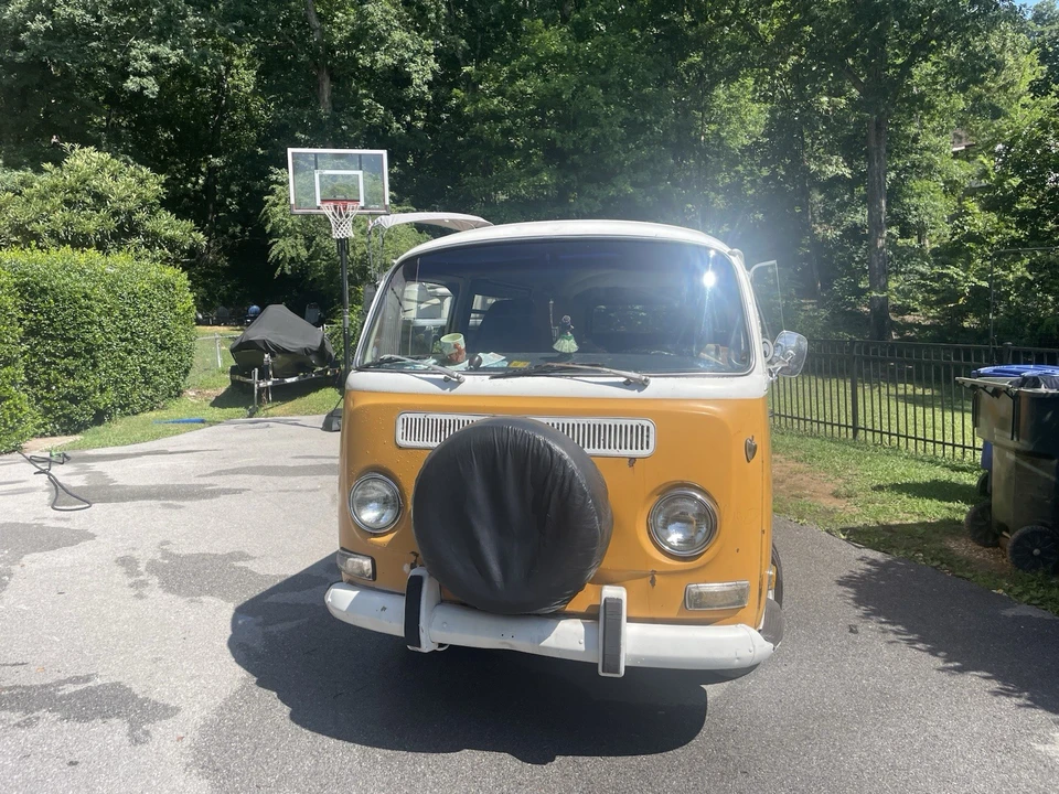 1971 Volkswagen Bay-Window Bus - Image 7 of 15