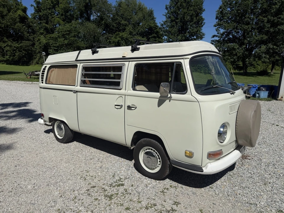 1971 Volkswagen Bay-Window Bus - Image 4 of 31