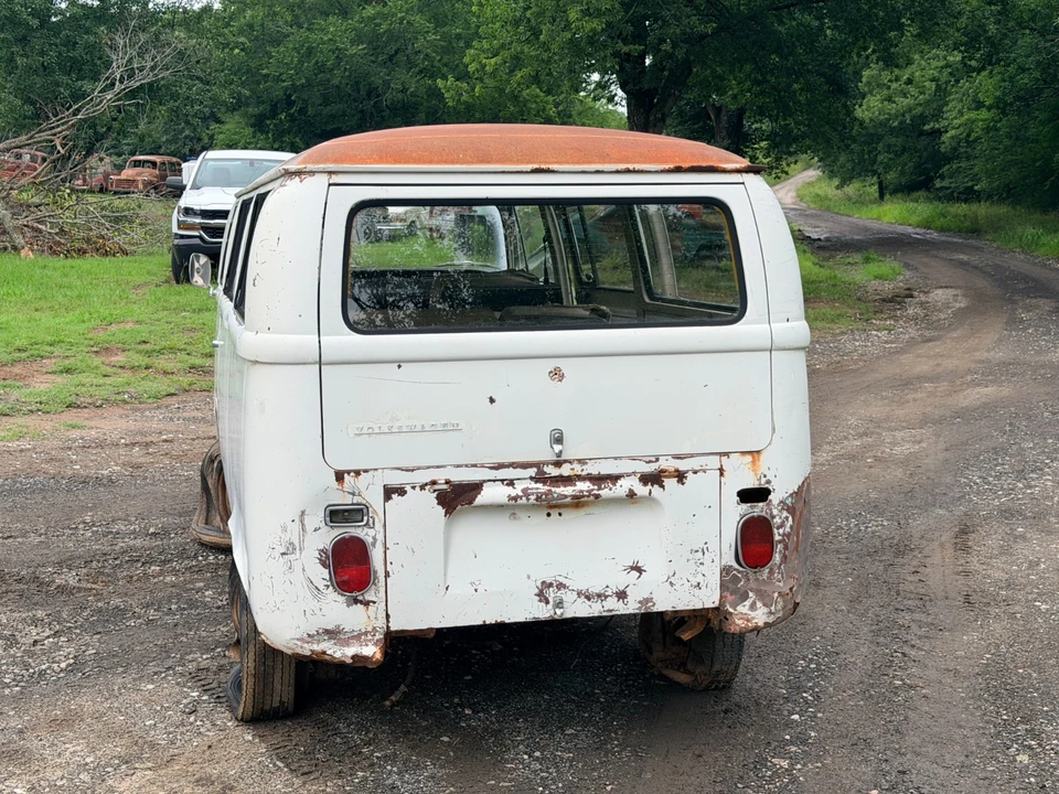 1971 Volkswagen Bay-Window Bus - Image 5 of 24