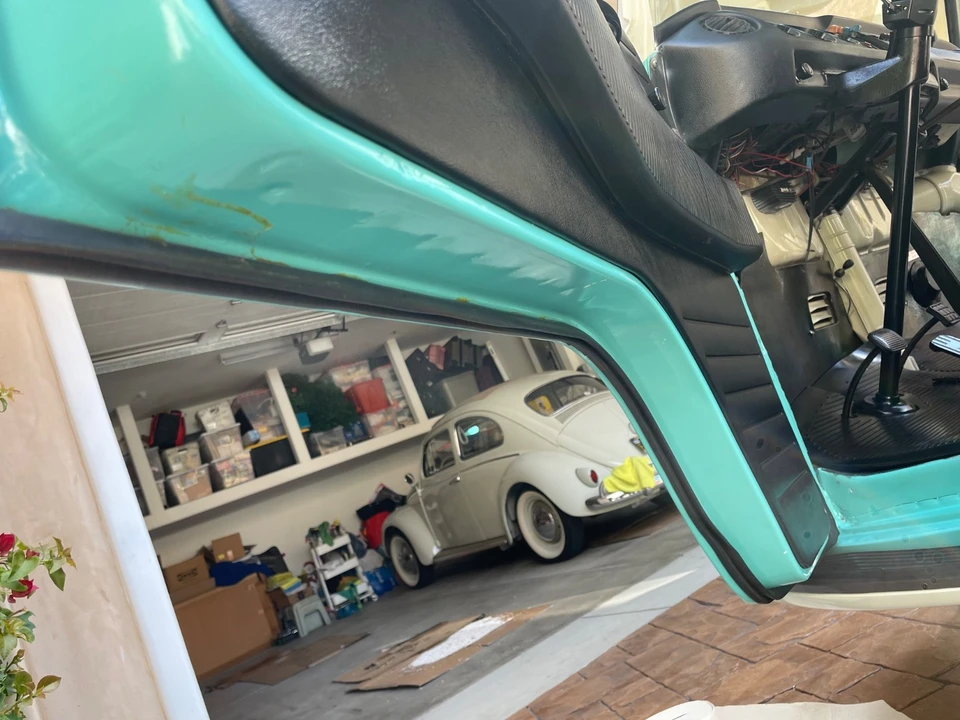 1971 Volkswagen Bay-Window Bus - Image 14 of 24