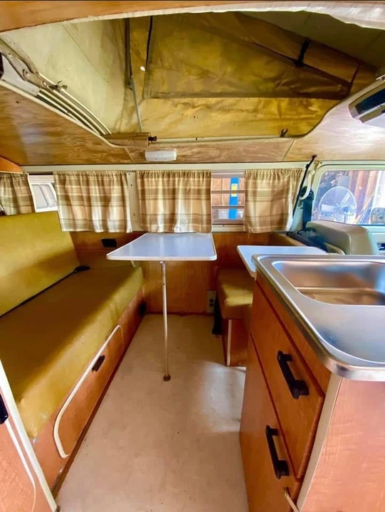 1971 Volkswagen Bay-Window Bus - Image 26 of 31