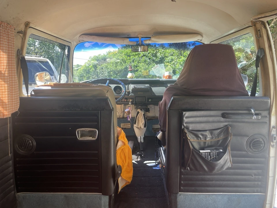 1971 Volkswagen Bay-Window Bus - Image 12 of 15