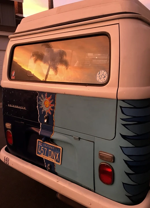 1971 Volkswagen Bay-Window Bus - Image 10 of 26