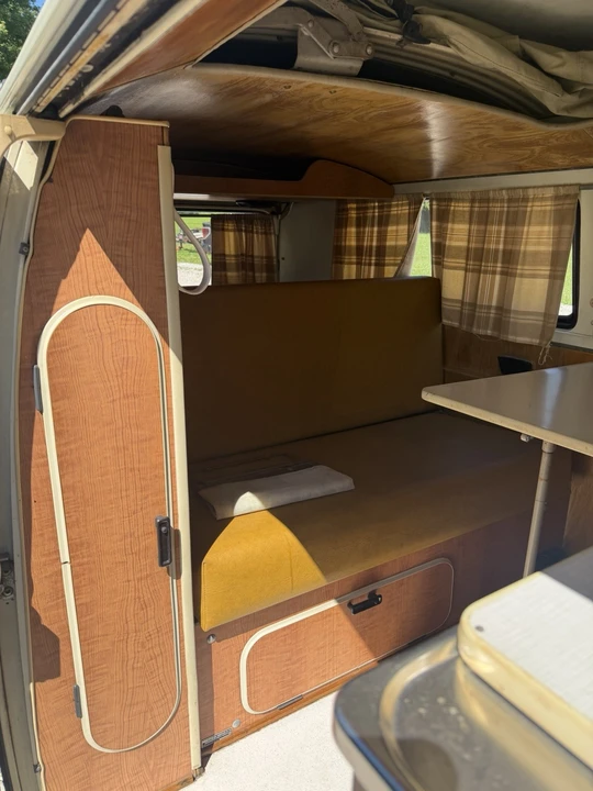1971 Volkswagen Bay-Window Bus - Image 14 of 31