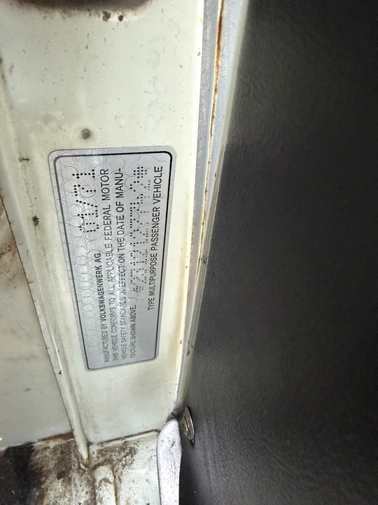 1971 Volkswagen Bay-Window Bus - Image 22 of 26