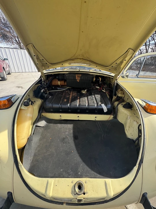1971 Volkswagen Bay-Window Bus - Image 4 of 17
