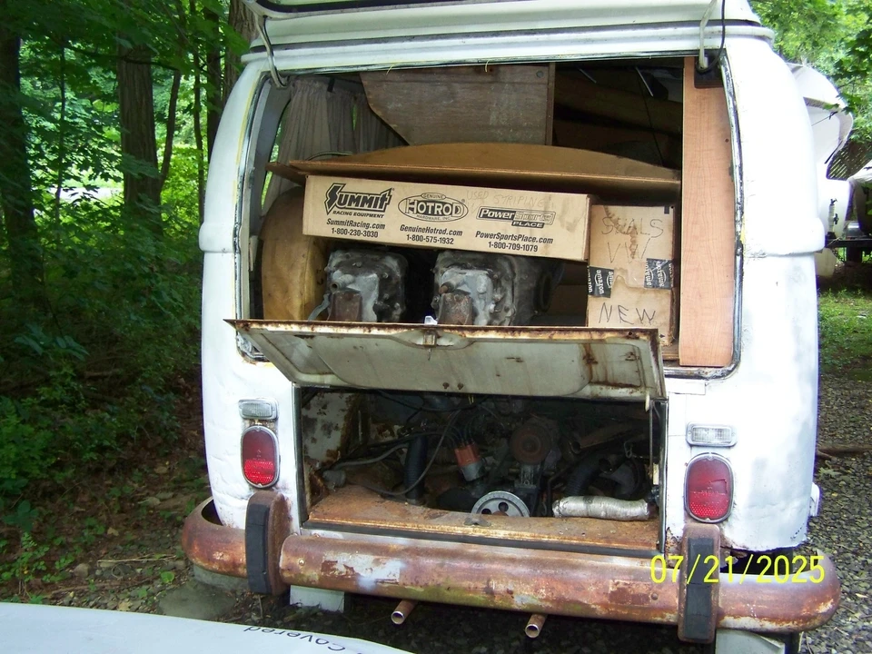 1971 Volkswagen Bay-Window Bus - Image 9 of 21