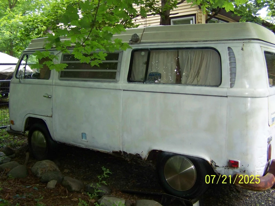 1971 Volkswagen Bay-Window Bus - Image 5 of 21