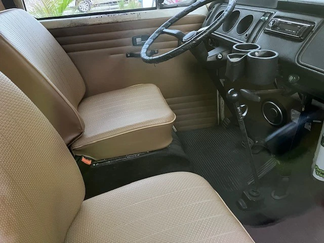 1971 Volkswagen Bay-Window Bus - Image 7 of 16