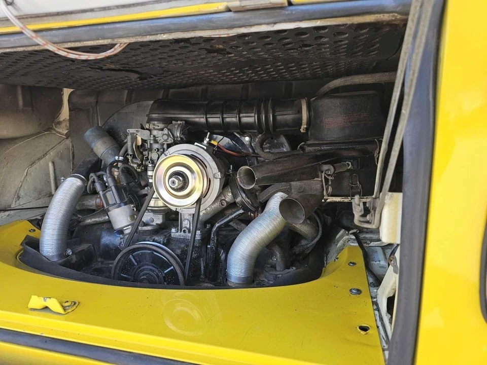 1971 Volkswagen Bay-Window Bus - Image 12 of 23