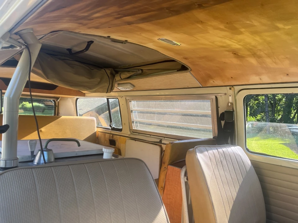 1971 Volkswagen Type 2 - Image 15 of 24