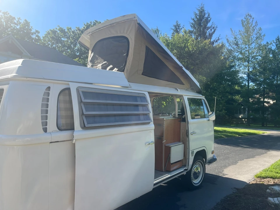 1971 Volkswagen Type 2 - Image 14 of 24