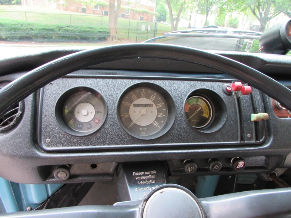 1971 Volkswagen Bay-Window Camper - Image 15 of 31