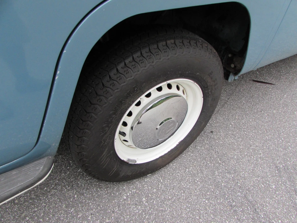 1971 Volkswagen Bay-Window Camper - Image 9 of 31