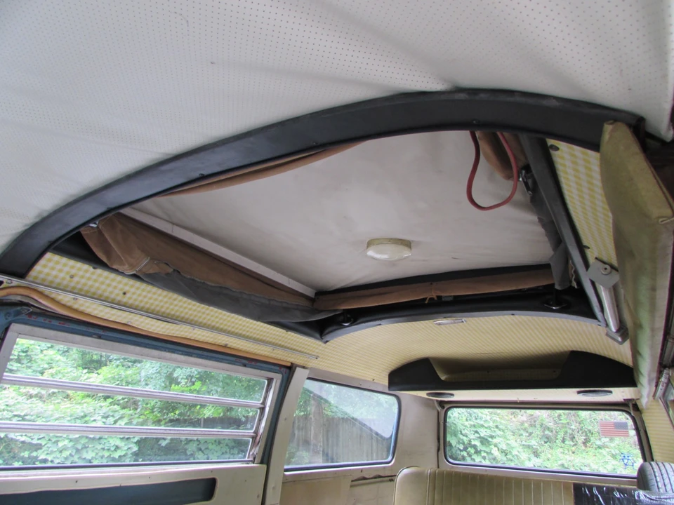 1971 Volkswagen Bay-Window Camper - Image 18 of 31