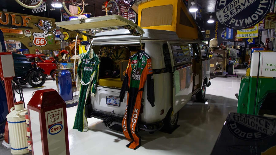 1971 Volkswagen Bay-Window Camper - Image 3 of 16