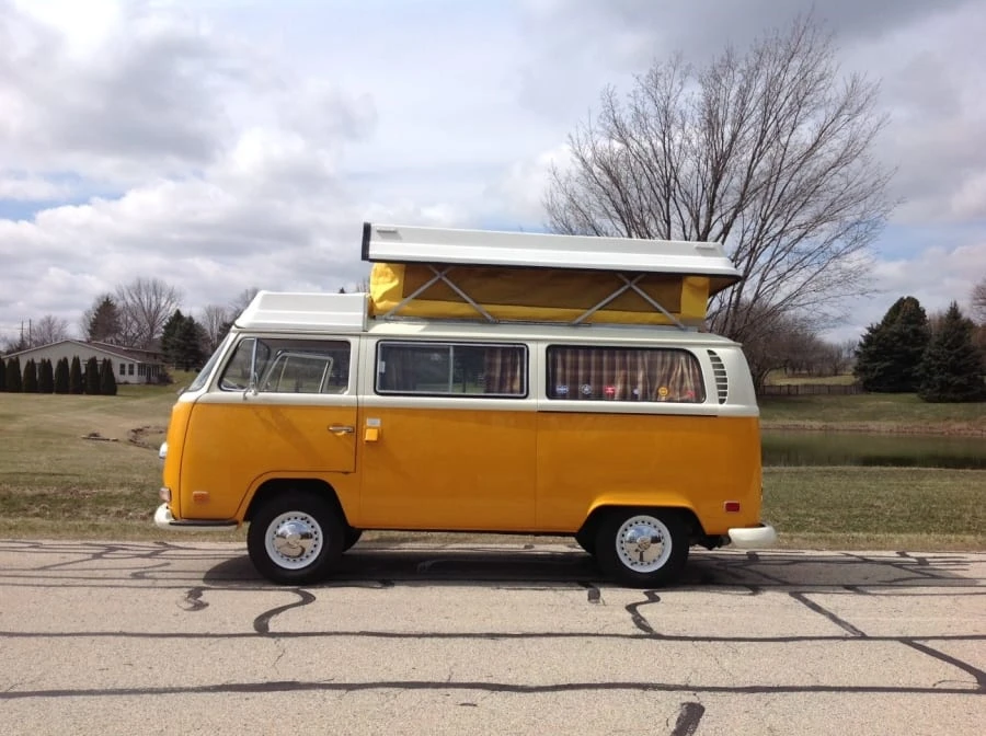 1971 Volkswagen Bay-Window Camper - Image 2 of 12