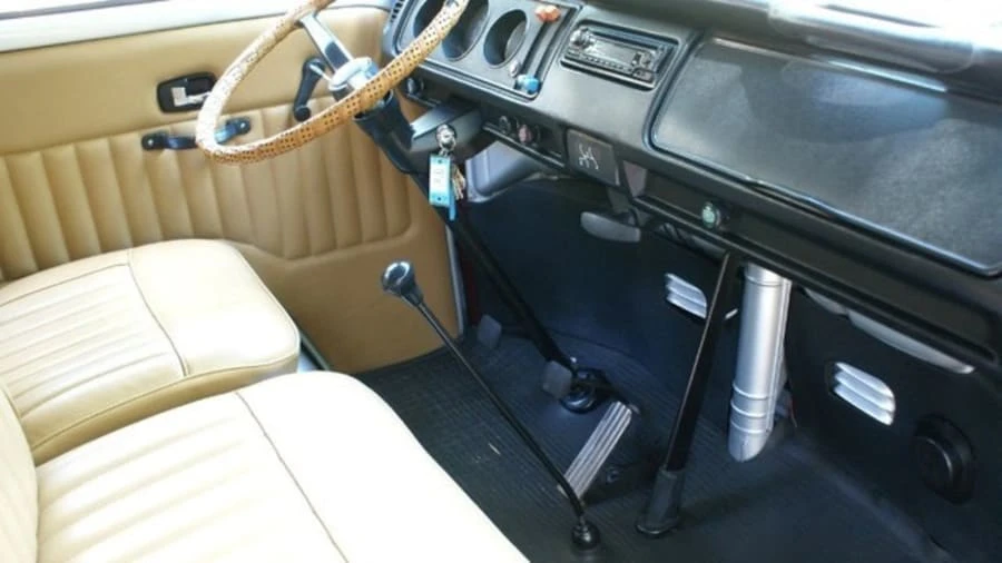 1971 Volkswagen Bay-Window Pickup - Image 4 of 6