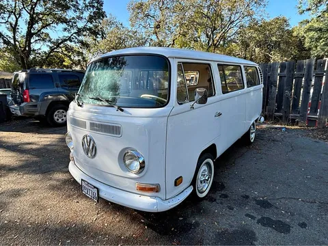 1971 Volkswagen Eurovan Bay window bus