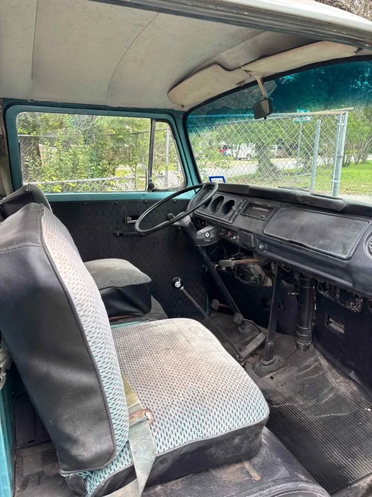 1971 Volkswagen EuroVan - Image 18 of 19
