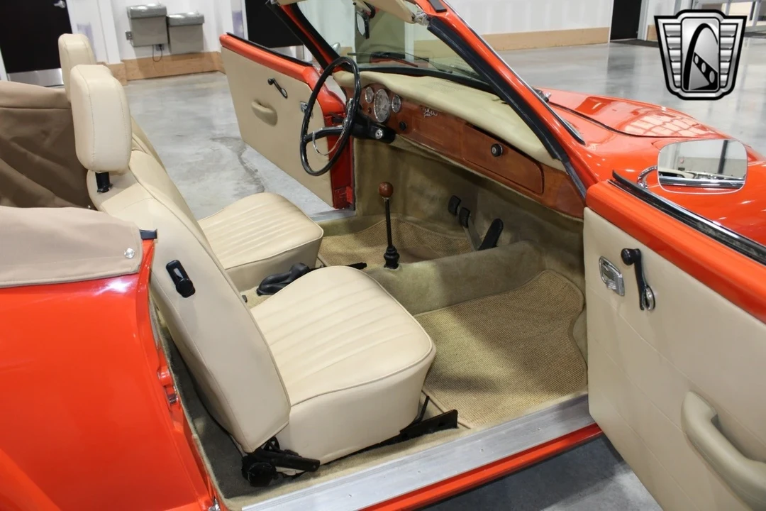 1971 Volkswagen Karmann Ghia Type 14 - Image 9 of 12