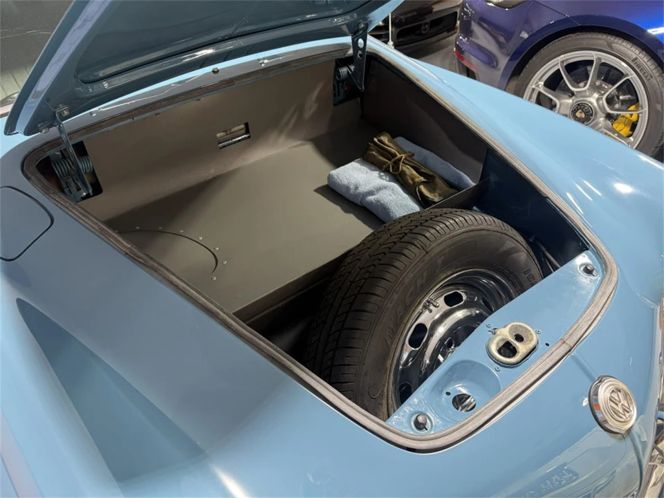 1971 Volkswagen Karmann Ghia Type 14 - Image 5 of 14