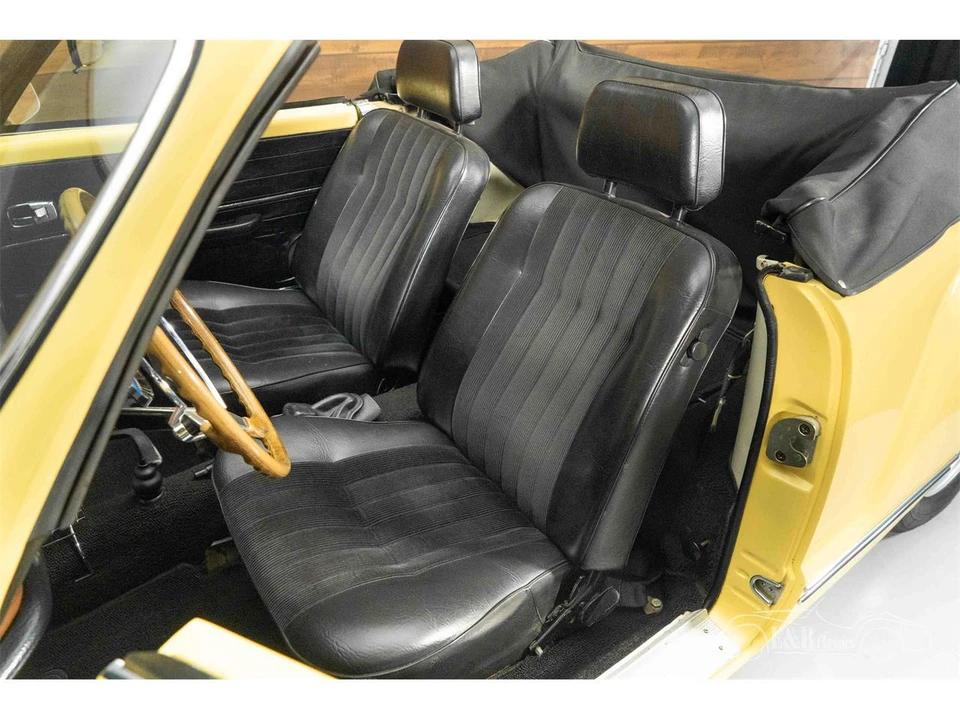 1971 Volkswagen Karmann Ghia Type 14 - Image 17 of 19