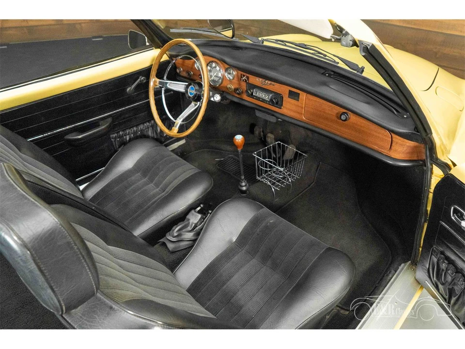 1971 Volkswagen Karmann Ghia Type 14 - Image 18 of 19