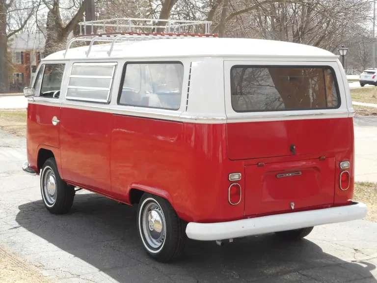 1971 Volkswagen Bay-Window Bus - Image 3 of 7