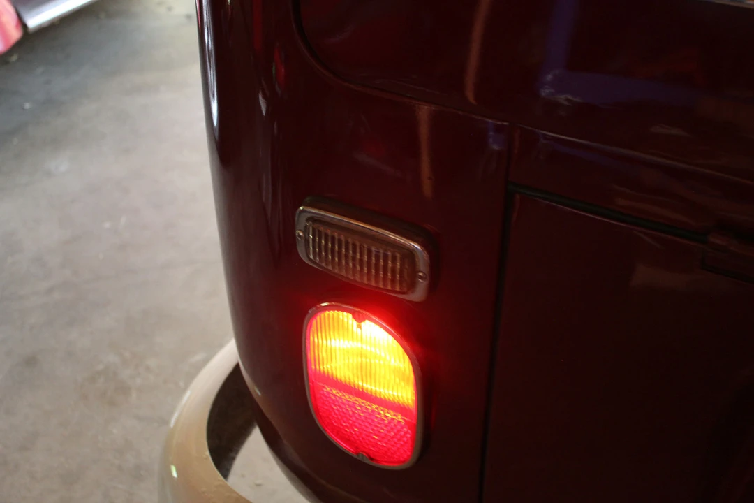 1971 Volkswagen Bay-Window Camper - Image 27 of 31