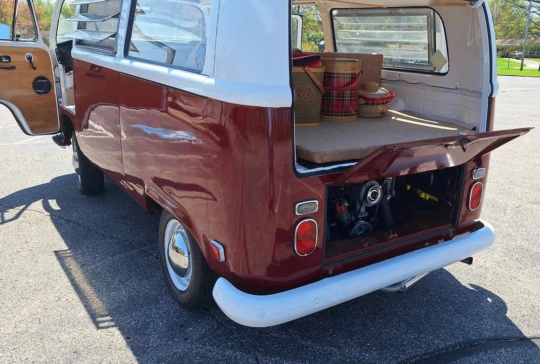 1971 Volkswagen Bay-Window Camper - Image 24 of 31