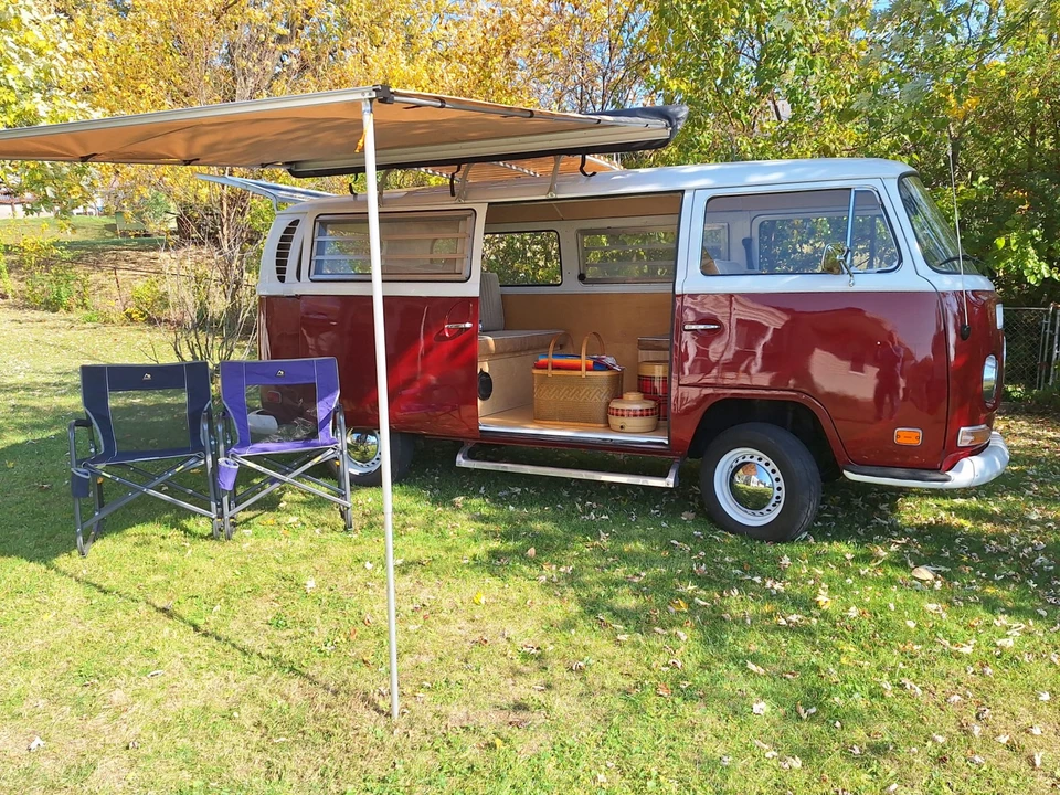 1971 Volkswagen Bay-Window Camper - Image 15 of 31