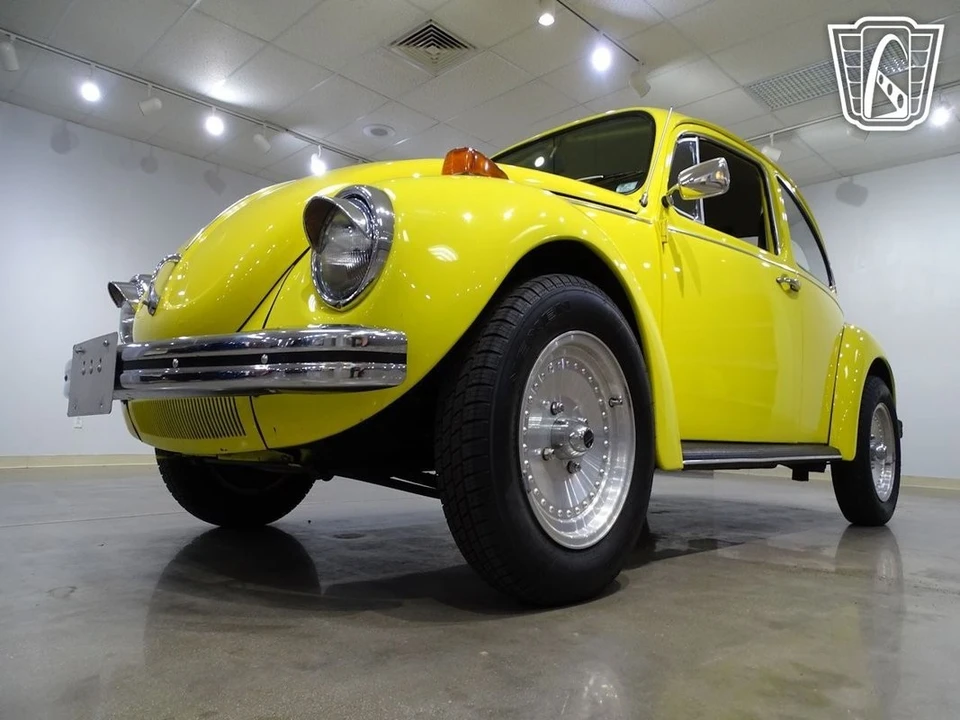 1971 Volkswagen Super Beetle - Image 6 of 12