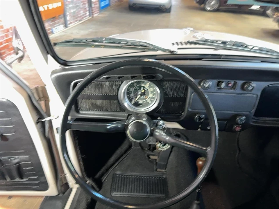 1971 Volkswagen Super Beetle - Image 15 of 31