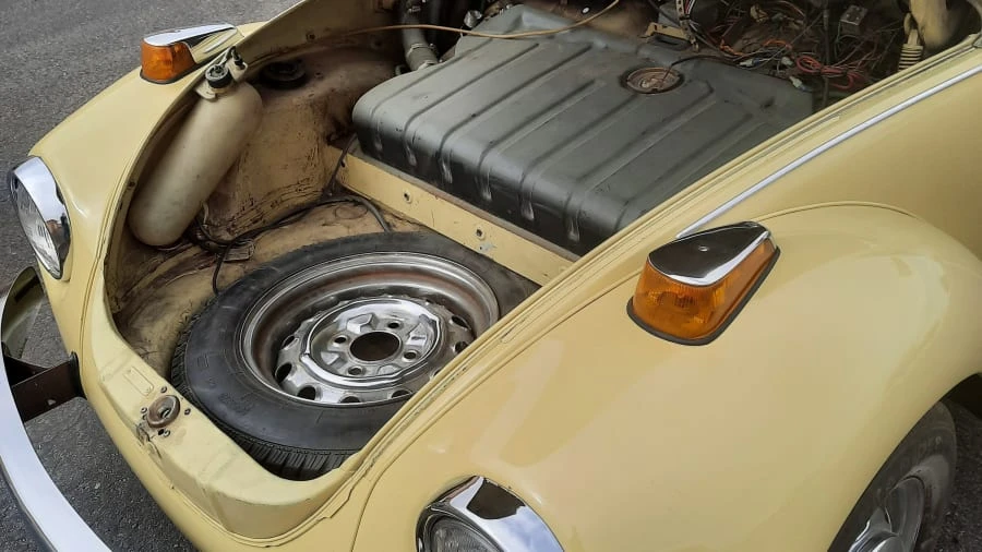 1971 Volkswagen Super Beetle - Image 6 of 8