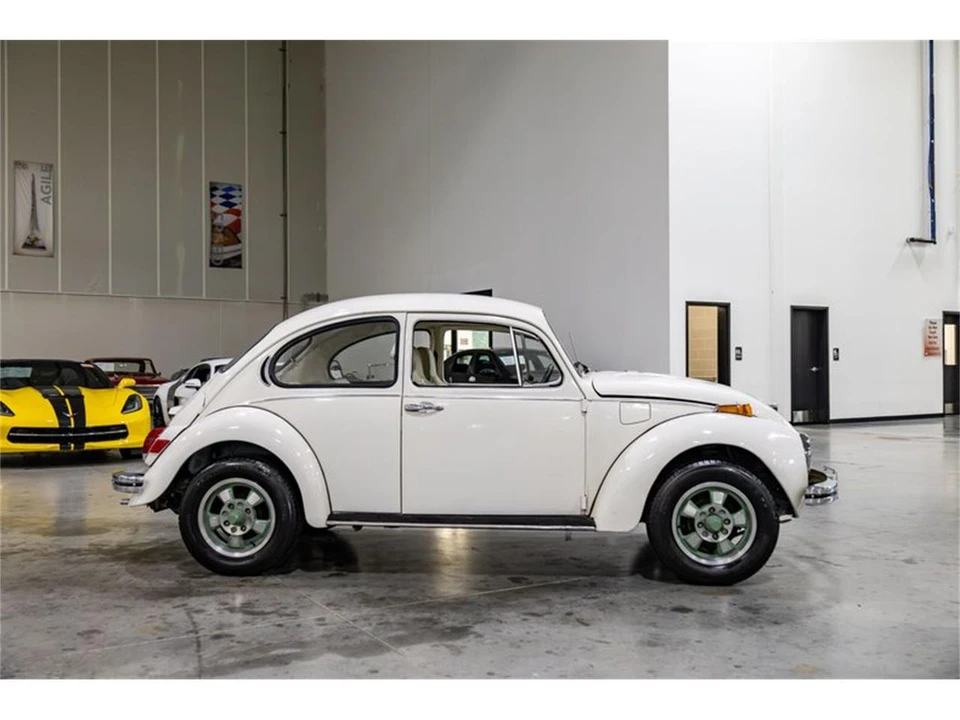 1971 Volkswagen Super Beetle - Image 7 of 31